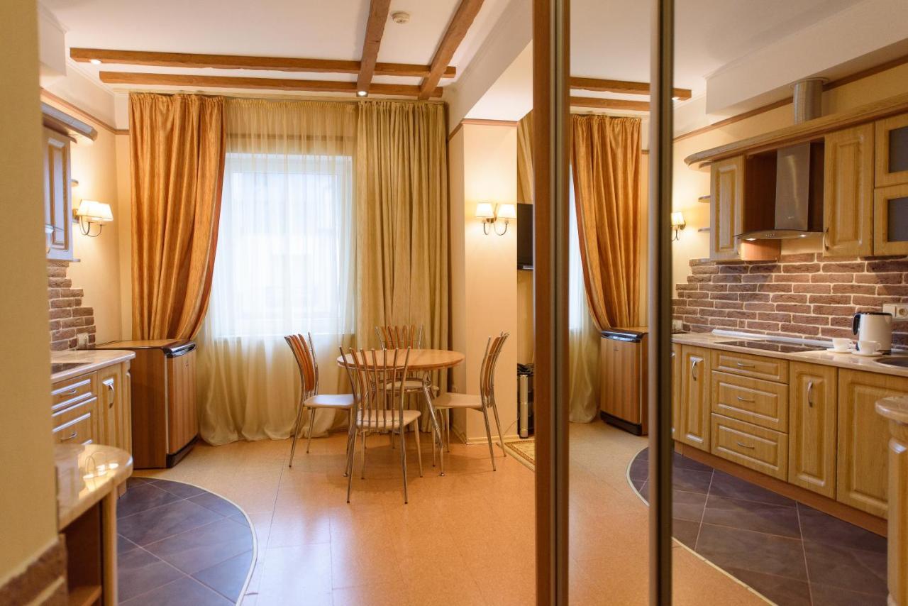 Apart-Hotel Chale Graal Truskavets Exteriör bild